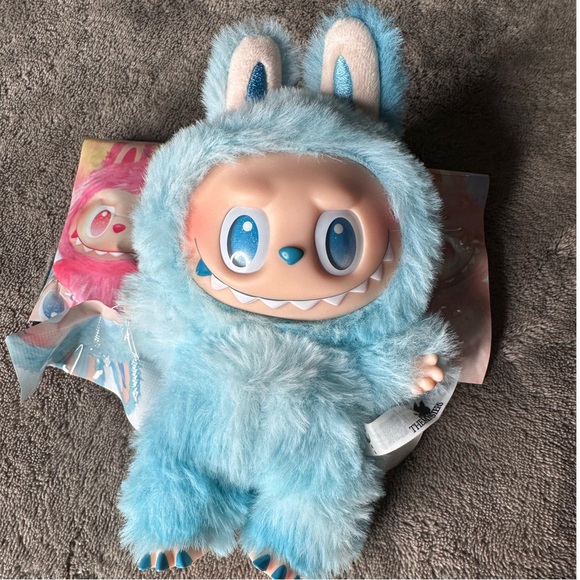 Labubu BIE The Monsters Hope Plush Collectible - Picture 6 of 10